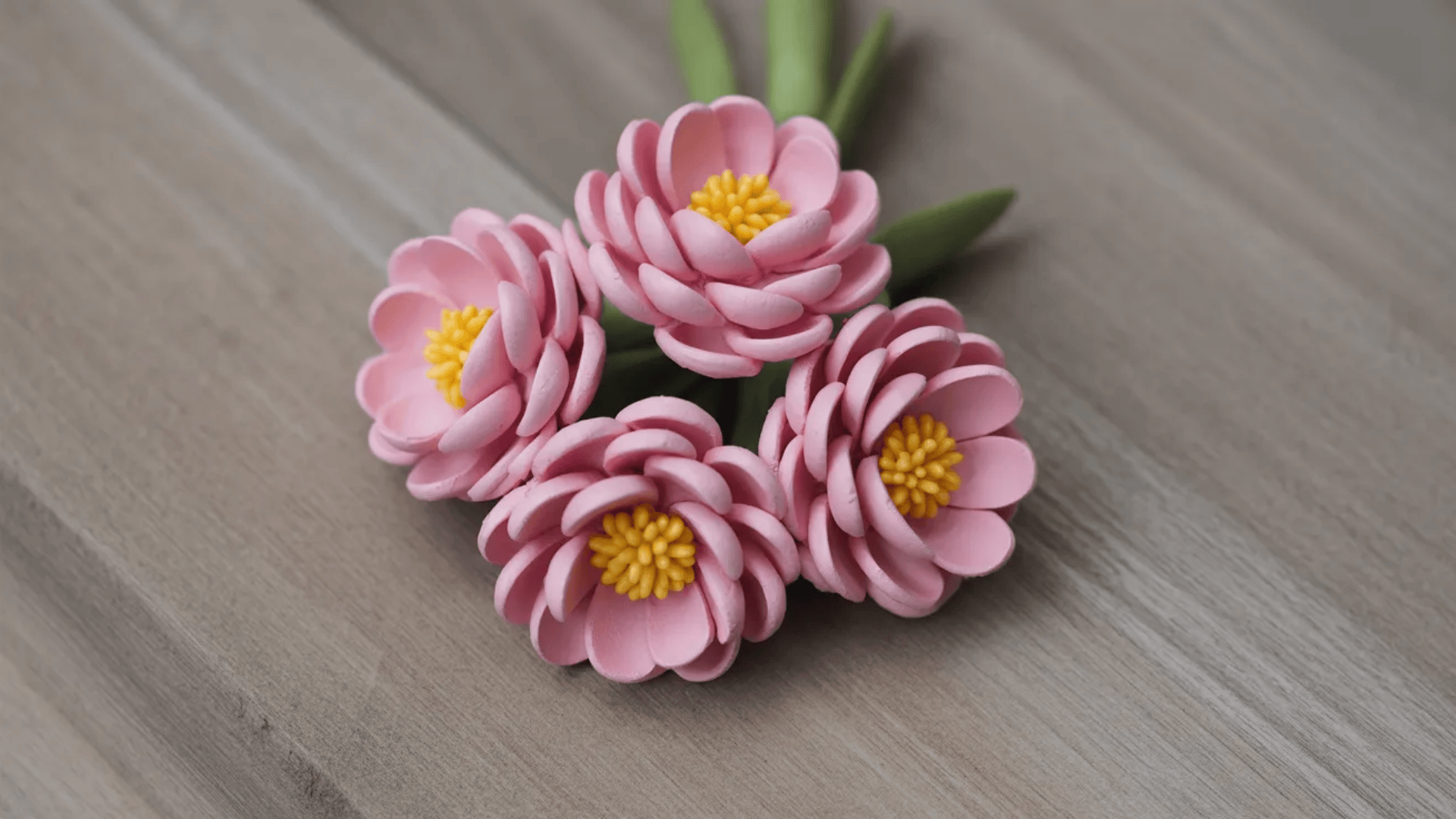 clay-flower-arrangements